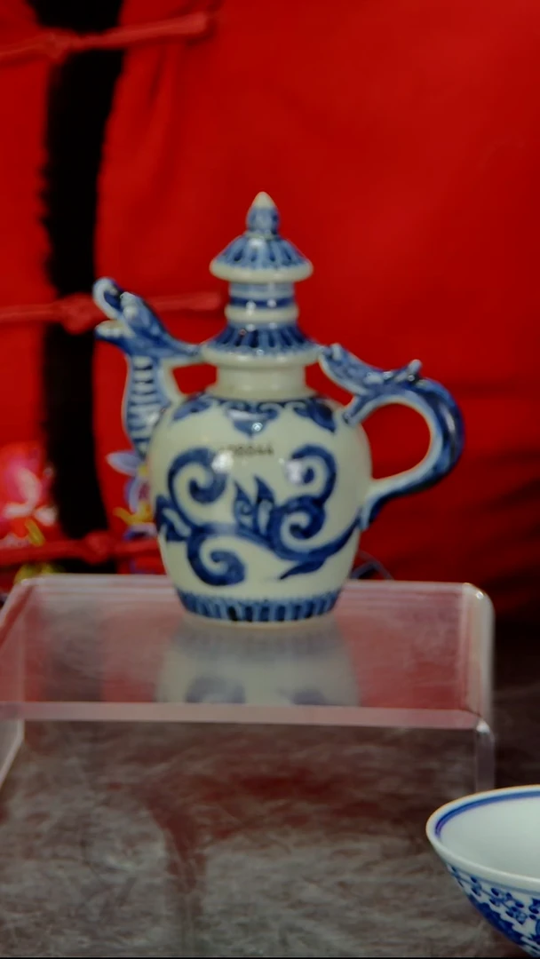 瓷片春**暖景德镇中国收藏馆