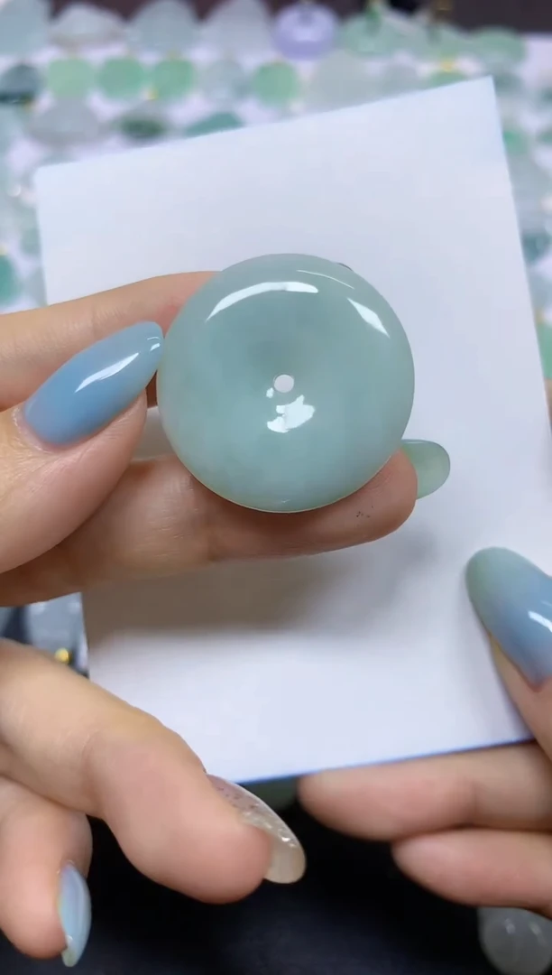 翡翠未镶嵌颈饰天然翡翠A货