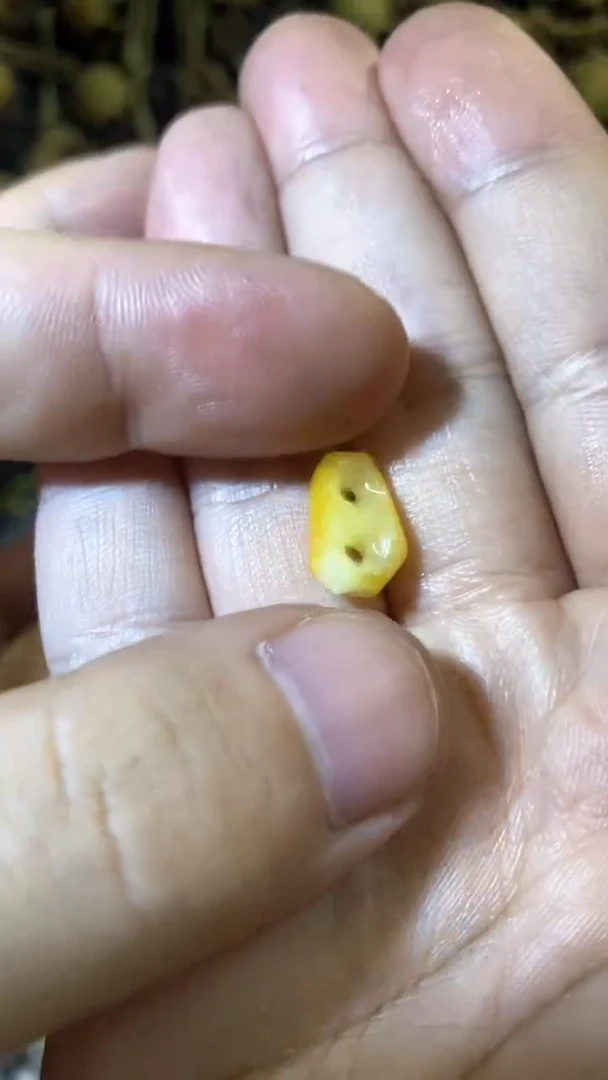 【闪购商品】琥珀颈饰未镶嵌28蜜蜡无相卡子