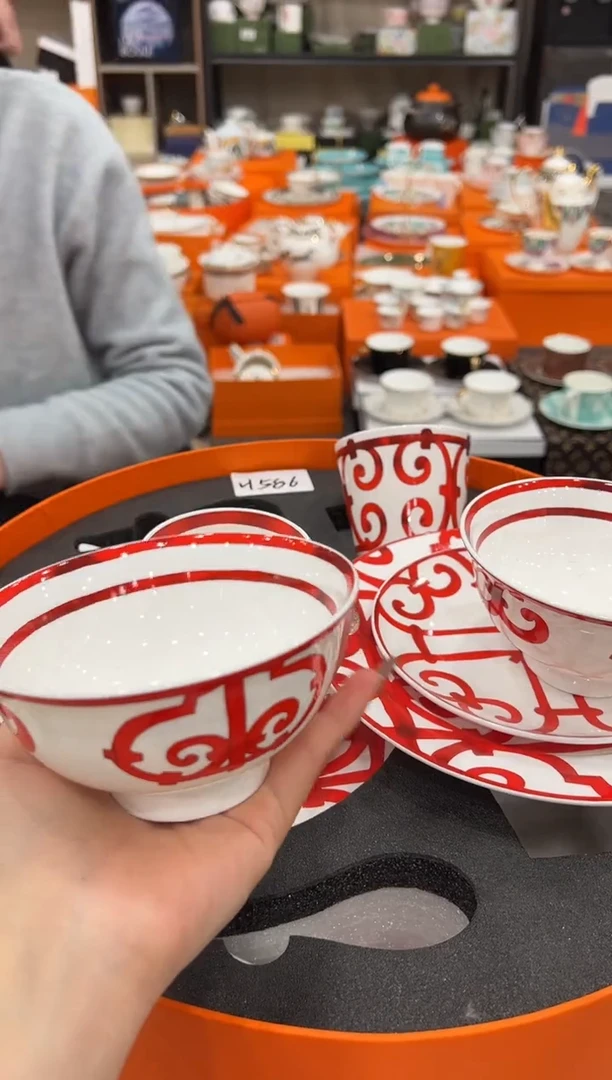 【闪购商品】杯H586--------------