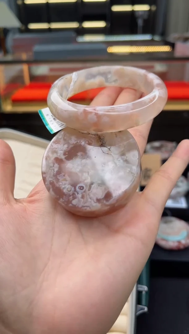 石英质玉手镯未镶嵌58圈口（赠送镯心）