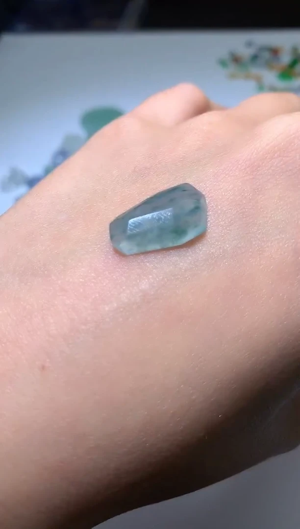 未镶嵌定制翡翠毛货