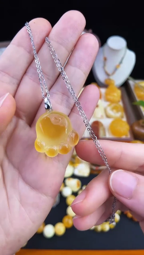 琥珀未镶嵌珠宝奇石柒月