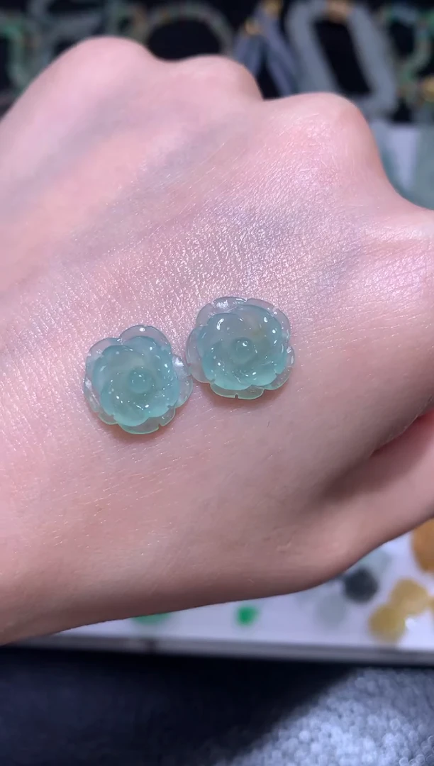 定制翡翠未镶嵌一对花