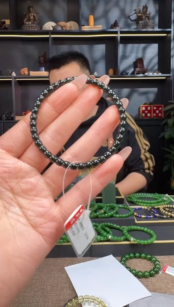 【闪购商品】和田玉1未镶嵌5mm黑青极致手串