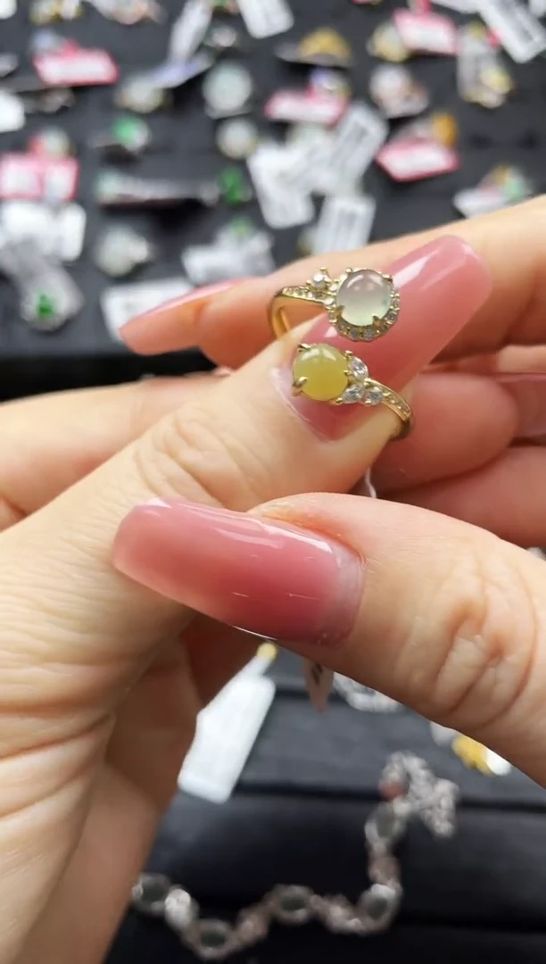 颈饰未镶嵌翡翠我