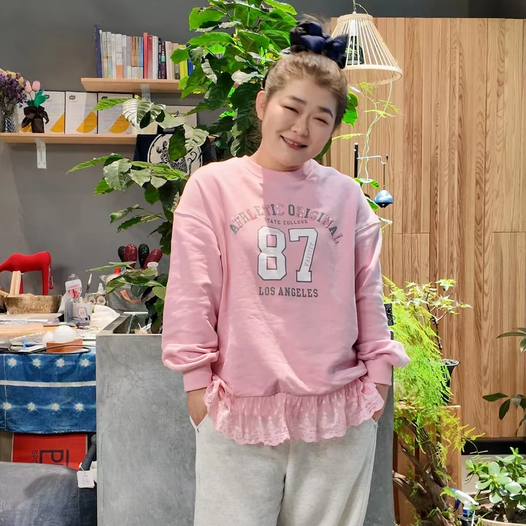 大博姐蕾丝边重工亮片卫衣宽松百搭