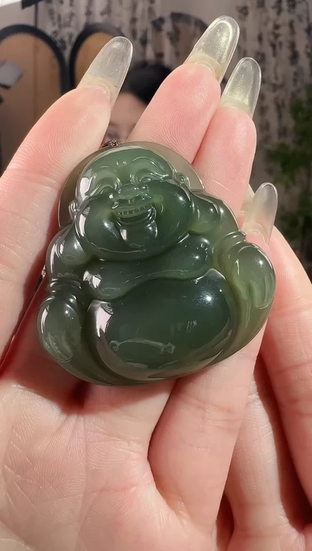 颈饰未镶嵌和田玉45+湖水绿佛公 1723