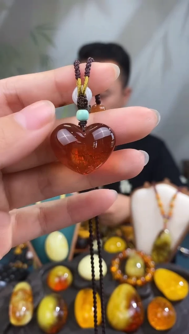 裸石琥珀未镶嵌 全国 包邮