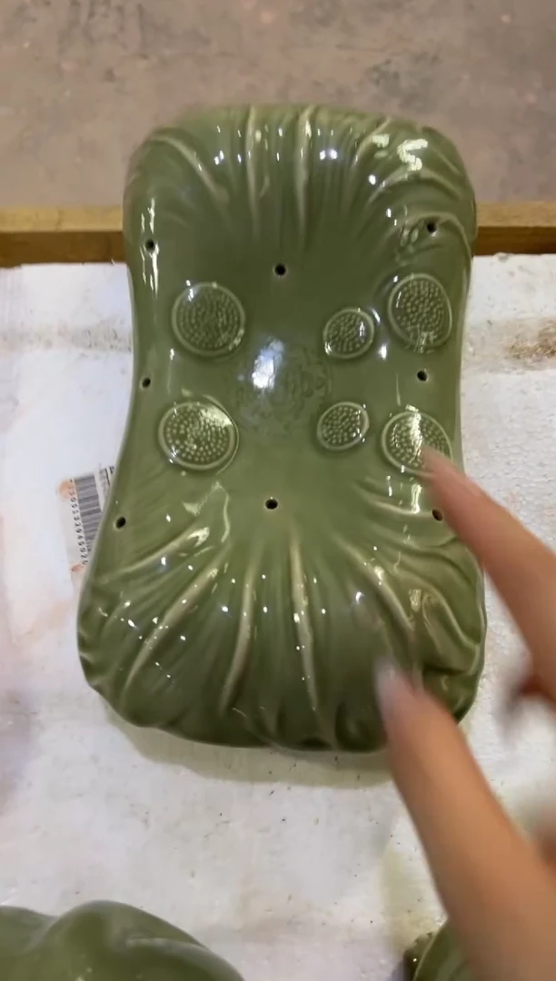 耀州窑青瓷新牡丹枕头