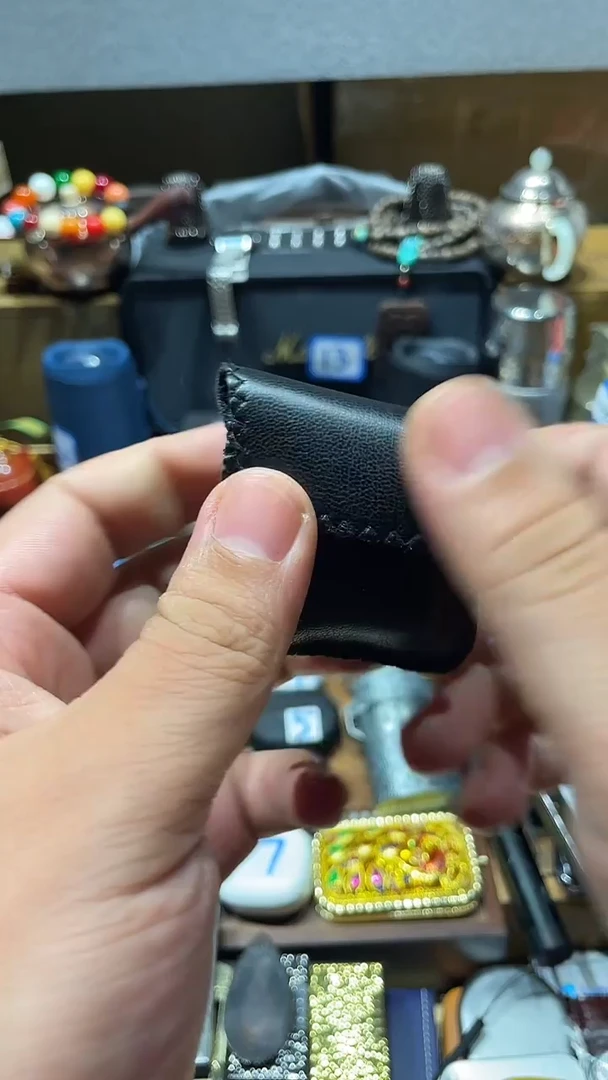 瓷片闪购商品 如图所示