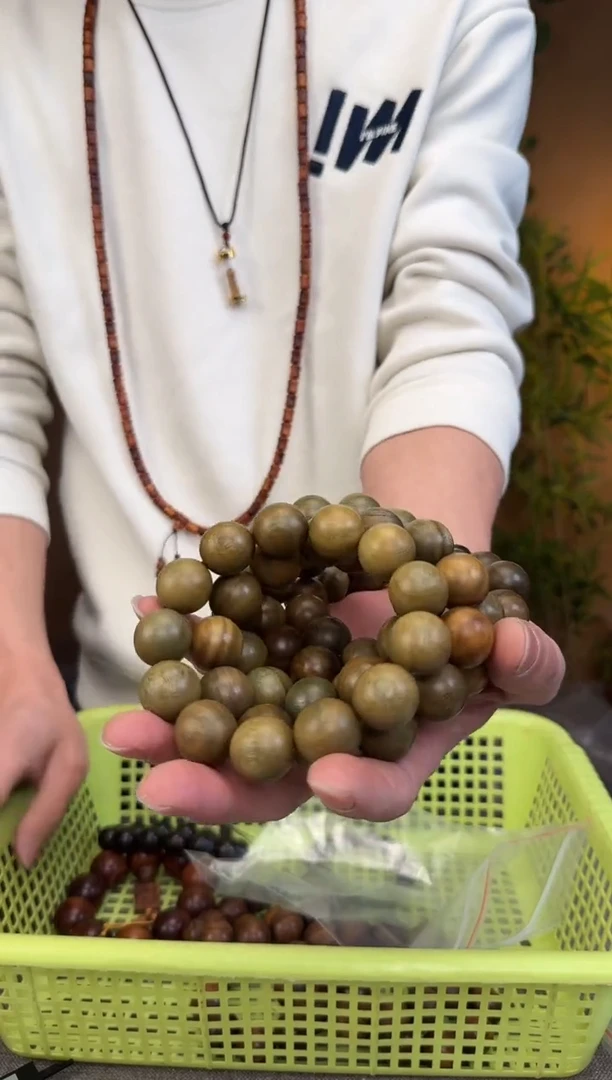 【闪购商品】维腊木（绿檀）手串/手链绿檀1.8单圈