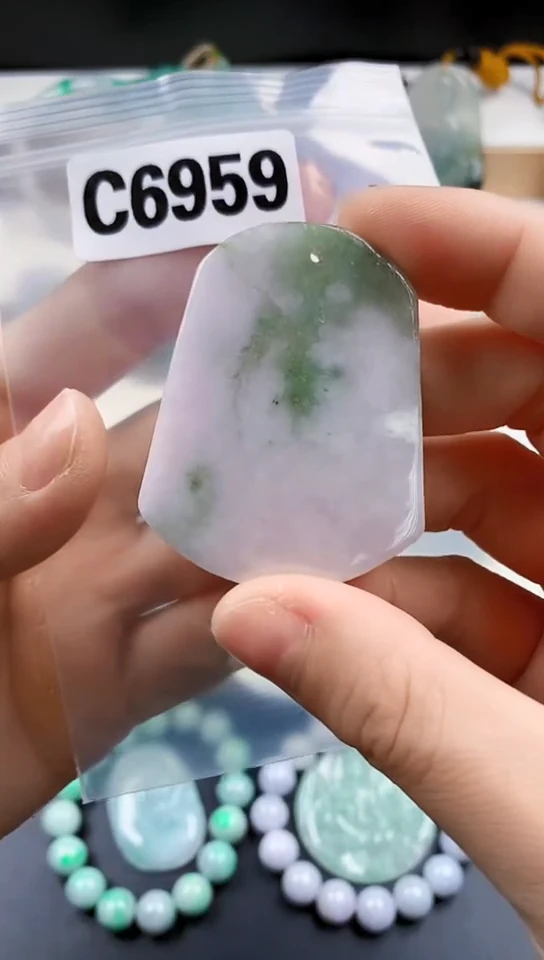 颈饰未镶嵌翡翠天然翡翠吊坠挂件