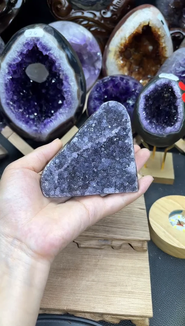 未镶嵌紫晶大型摆件（非配饰）406号摆件