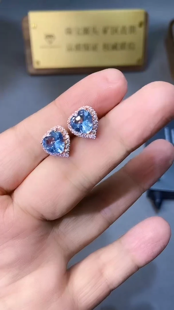 【闪购商品】海蓝宝石耳钉银S925镶嵌354