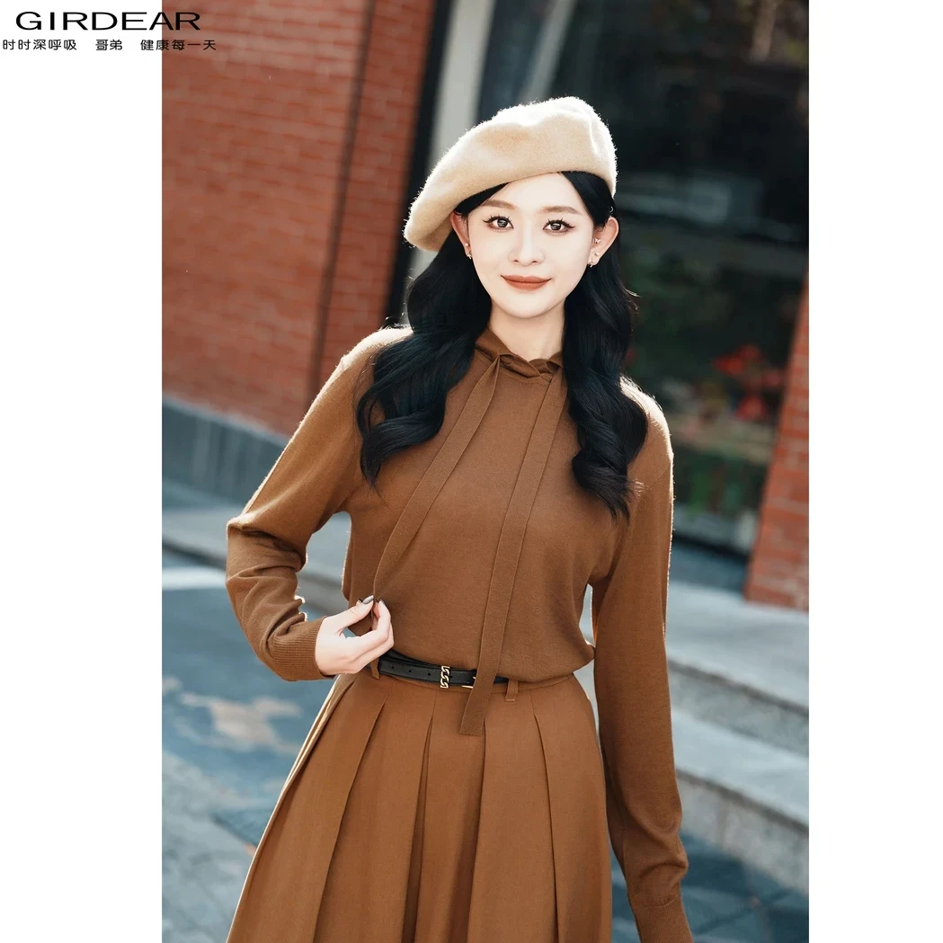 GIRDEAR哥弟新款气质百搭休闲通勤套头长袖连帽针织卫衣女1399450