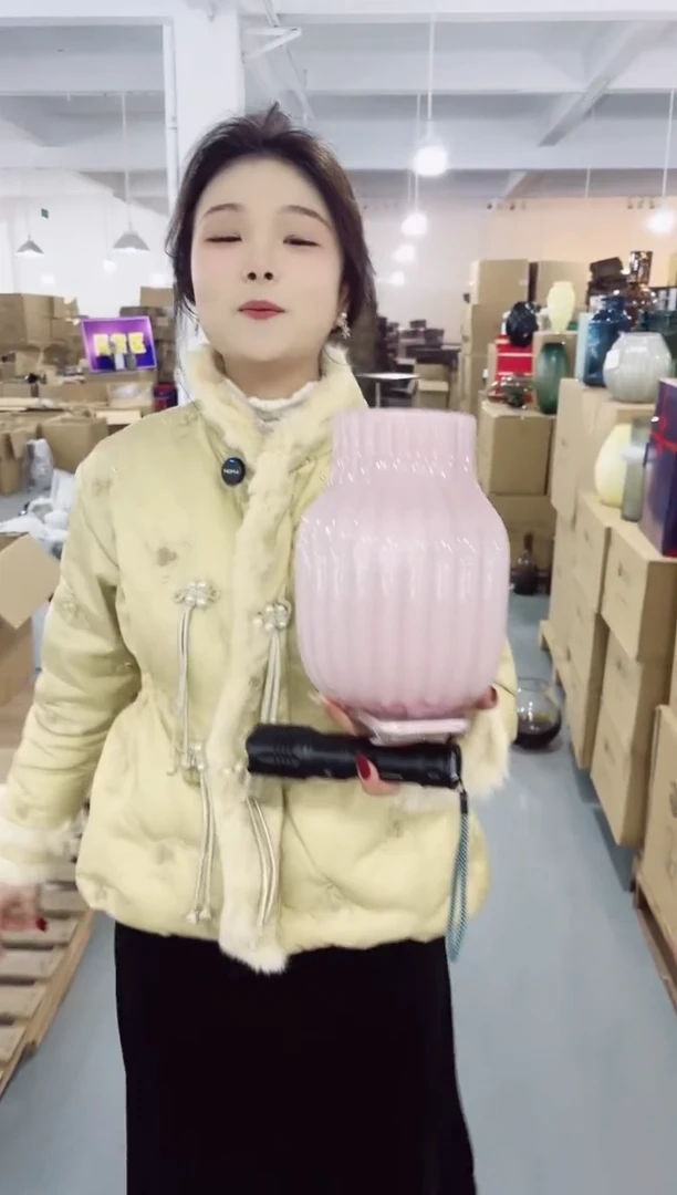 【闪购商品】玻璃私花主义花瓶厂-微瑕-49P9