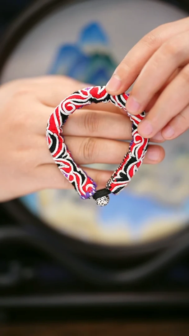 织绣43黔东南苗族刺绣