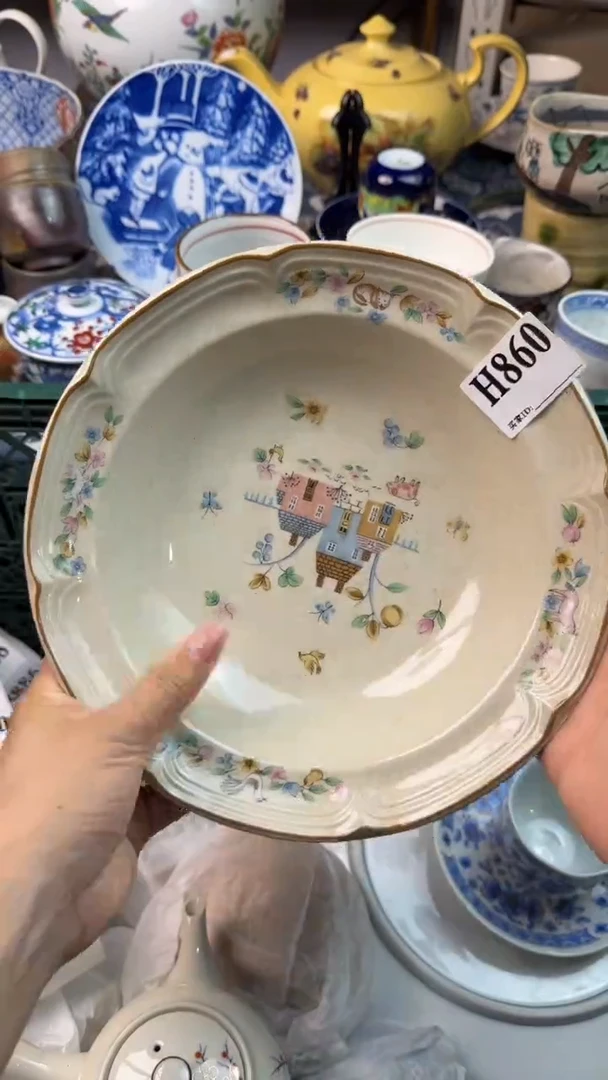瓷片呱*呱(*^_^*)(*^_^*)