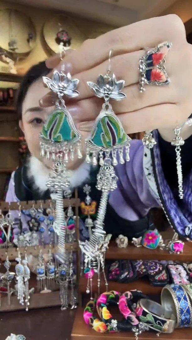 刺绣非遗刺绣民族风耳环