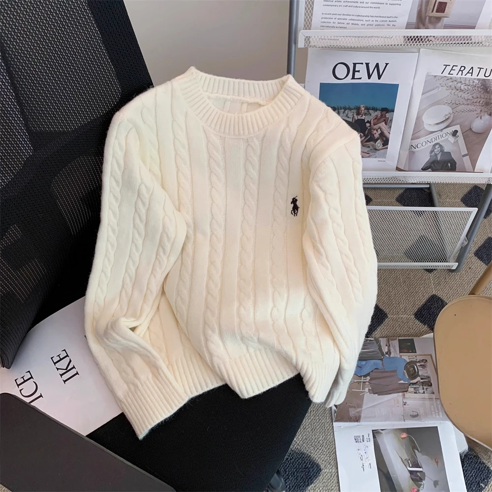 刺绣小马麻花毛衣女2025秋冬新款韩系宽松休闲慵懒风软糯针织上衣