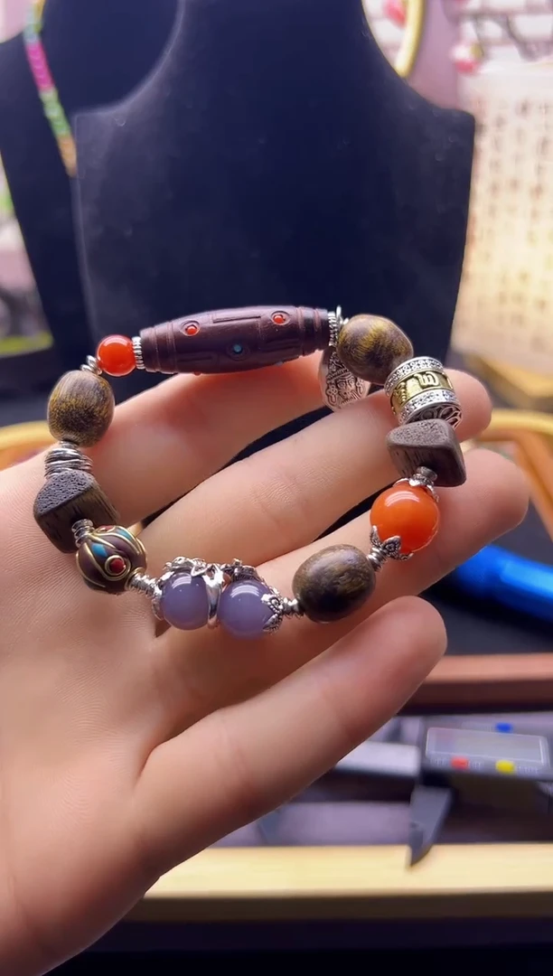 【闪购商品】南红玛瑙耳饰银S925镶嵌S245