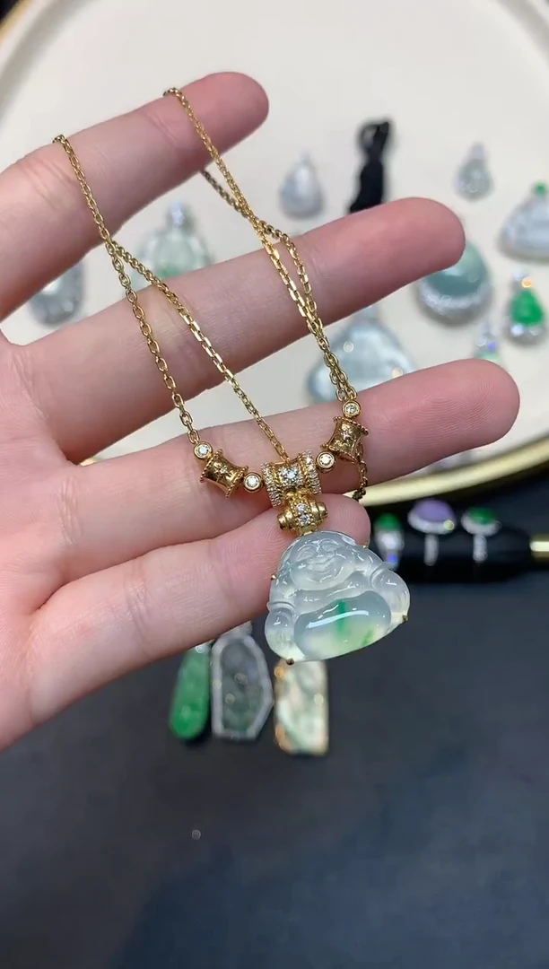 颈饰18K金镶嵌翡翠S897|19800