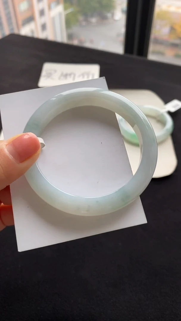 【闪购商品】翡翠手镯未镶嵌56正圈--不退不换