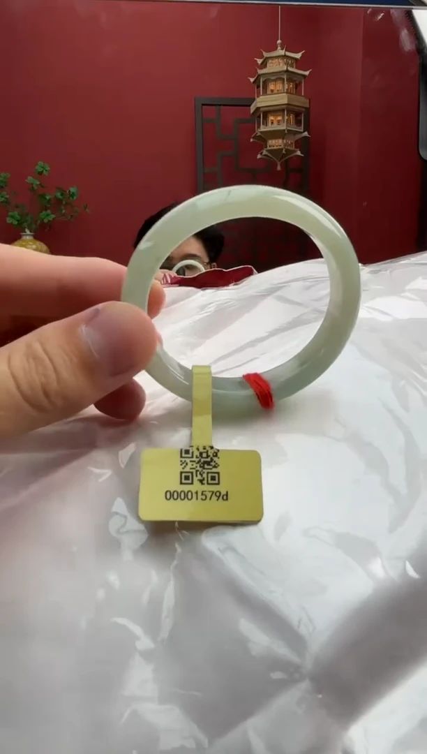 未镶嵌手镯（贵妃镯）翡翠翡翠手镯6