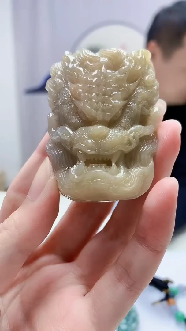 定制翡翠未镶嵌4898zm-毛货挂件龙牌233
