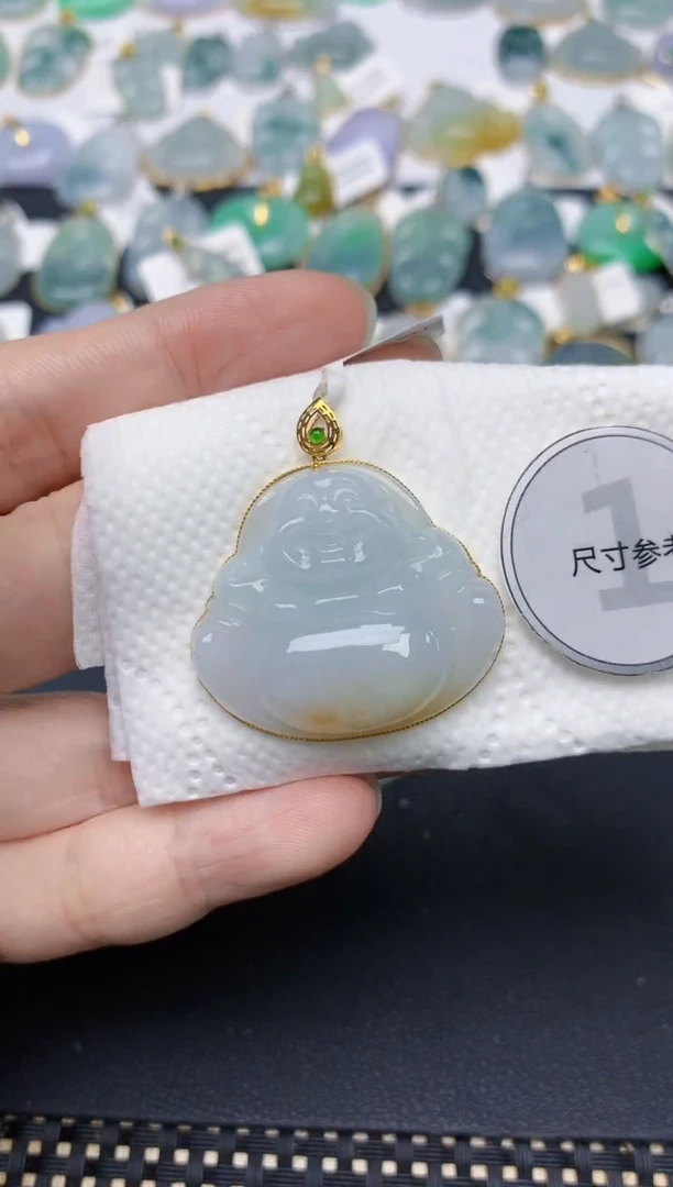 翡翠18K金镶嵌颈饰天然缅甸A货翡翠