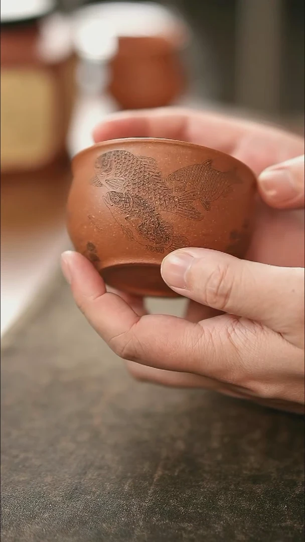 茶杯紫砂奕如-降坡-元宝杯