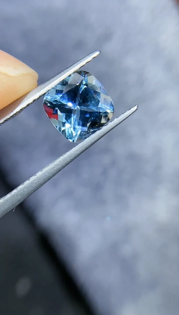 【闪购商品】定制海蓝宝石定制未镶嵌天然圣玛丽亚1.5克拉国际证书