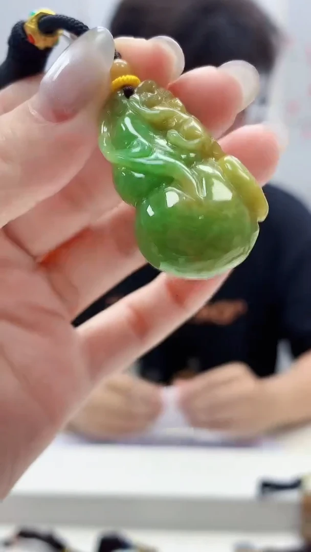 定制翡翠未镶嵌4866lr-毛货挂件47