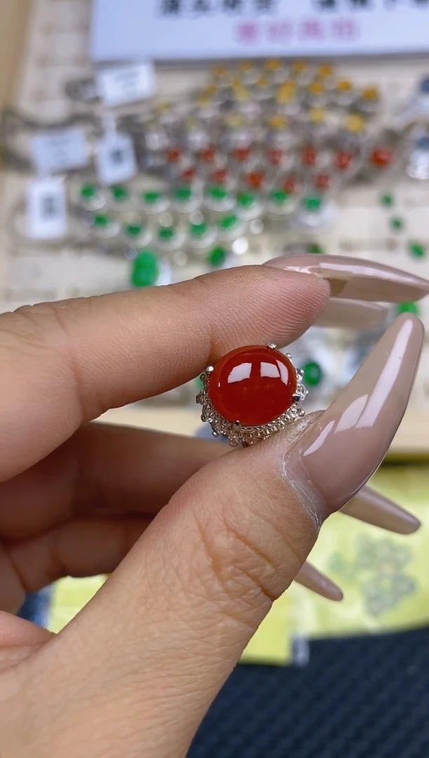 定制翡翠未镶嵌天然翡翠蛋面125