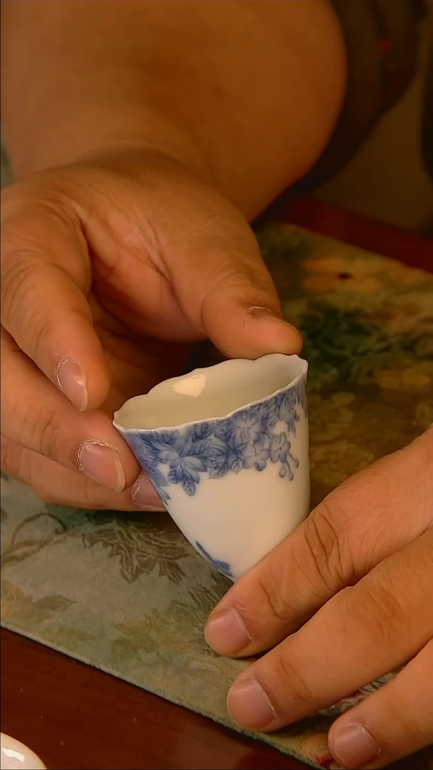 杯手工手绘杯杯很美丽