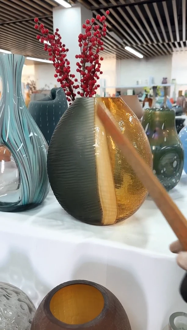 【闪购商品】花瓶10*32...........