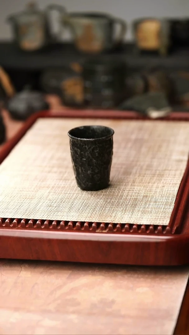 归玉堂冰碛岩重工雕刻豹纹肌理随型闻香杯