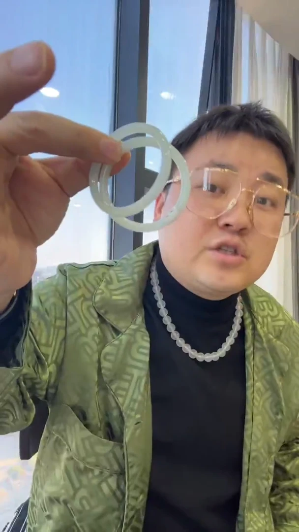 未镶嵌手镯翡翠翡翠童镯 多样性发1