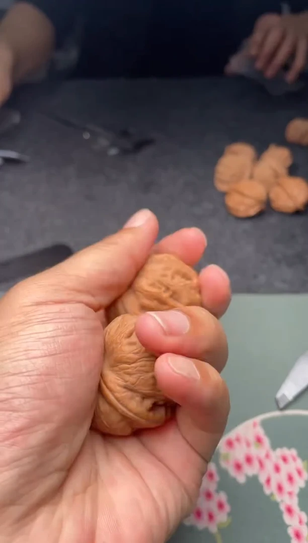 把件文玩核桃a164  元宝 40尺小水尖