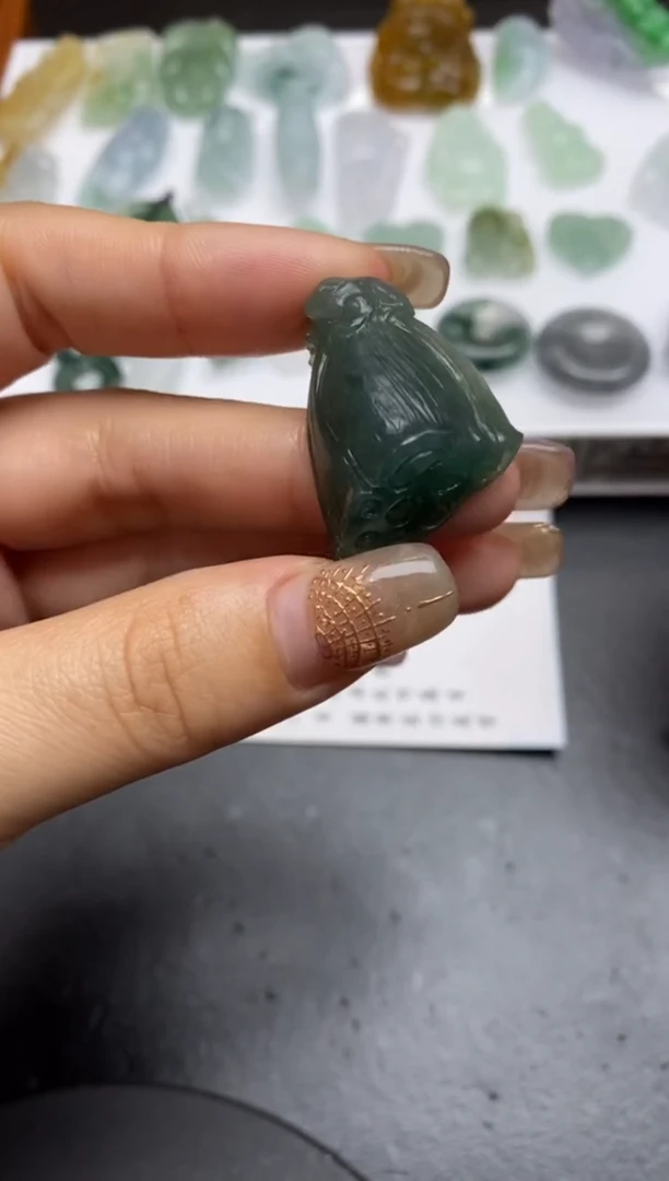 【闪购商品】定制翡翠未镶嵌翡翠毛货~