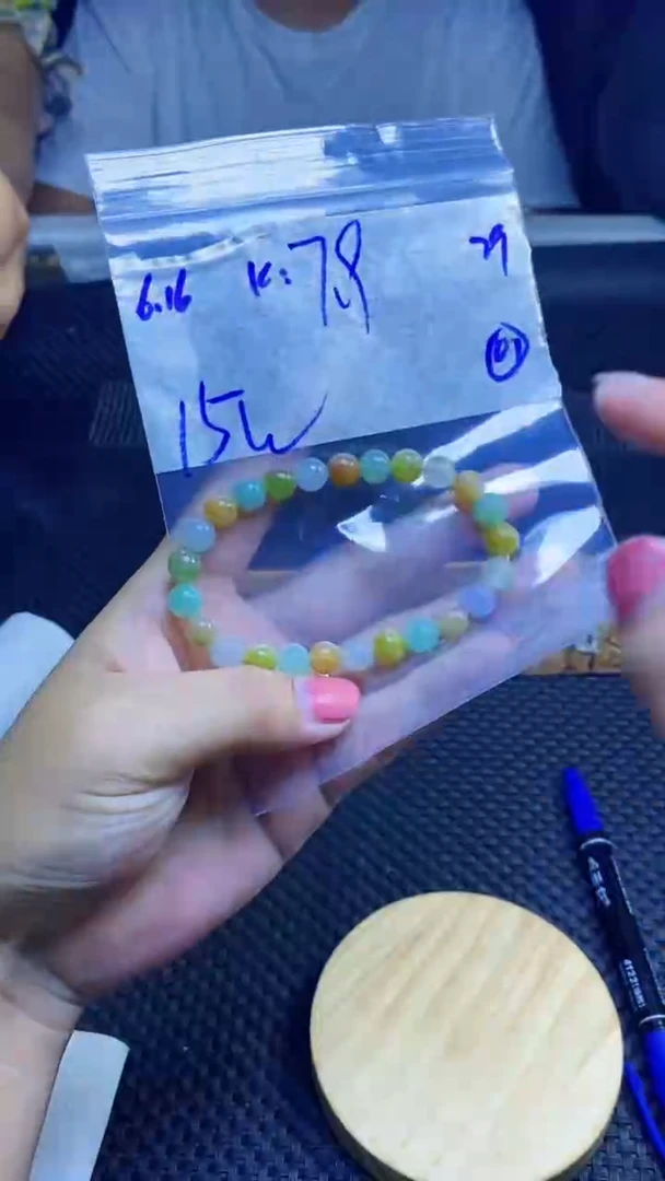 定制翡翠未镶嵌天然缅甸A货翡翠，多样性发货只发其一