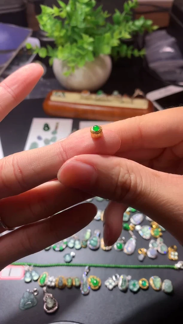 颈饰银S925镶嵌翡翠1