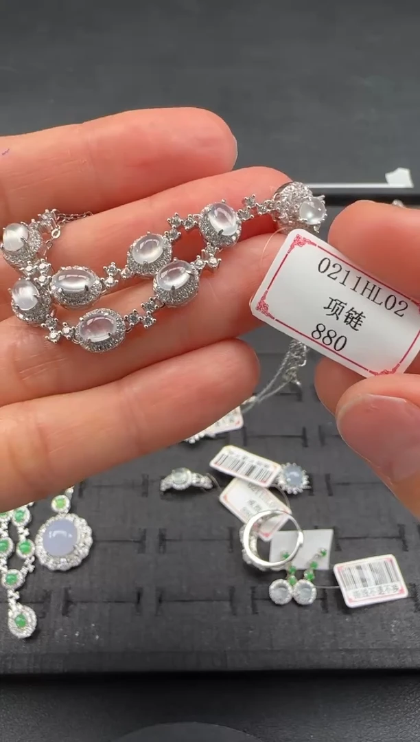 【闪购商品】翡翠吊坠(赠链)银S925镶嵌0211HL02