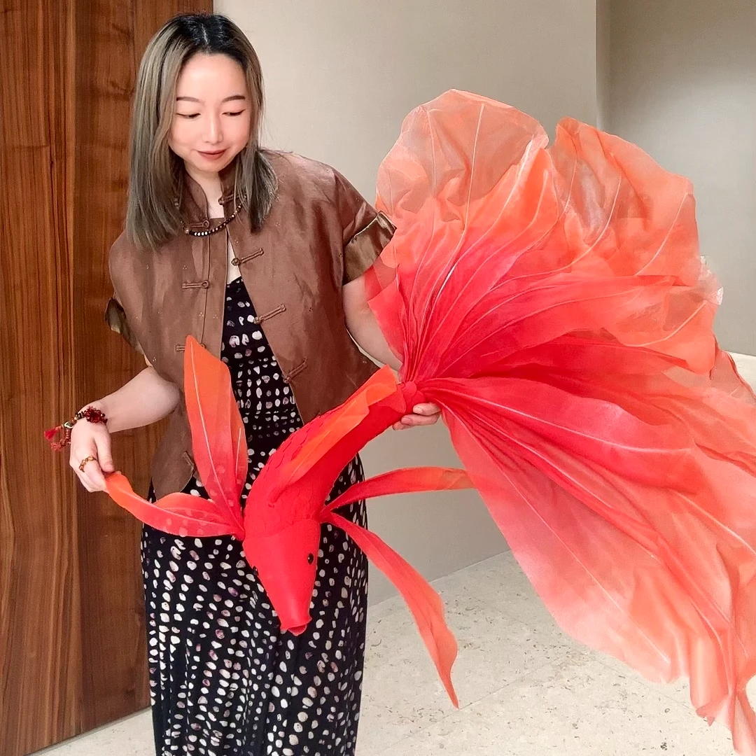 胡麻色MAY WONG BUTTON经典上衣