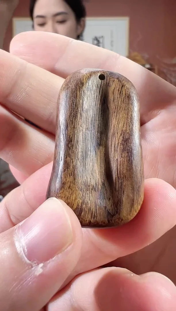 沉香吊坠67号多样性发一