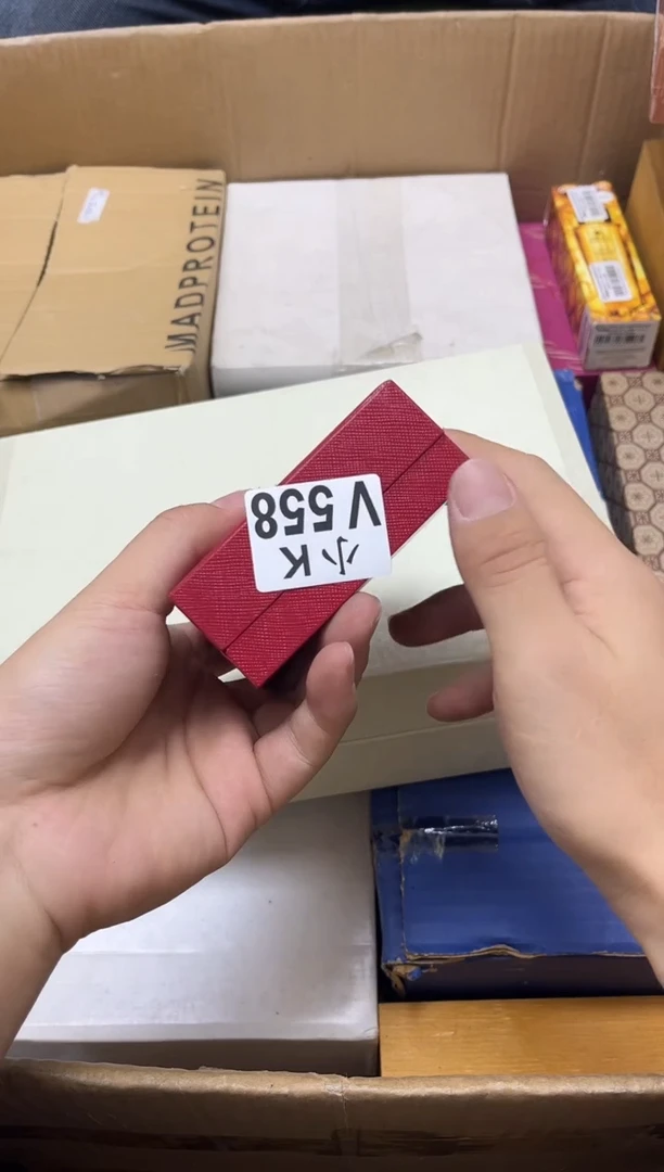 瓷片M****y558 Mr Fly  Mr Fly