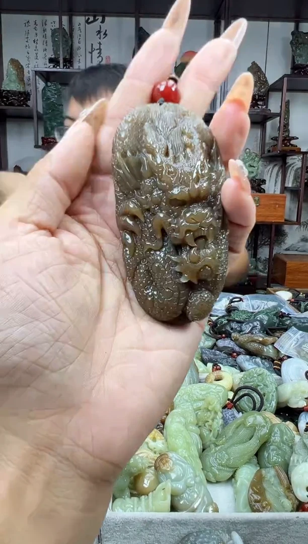 未镶嵌和田玉把件1