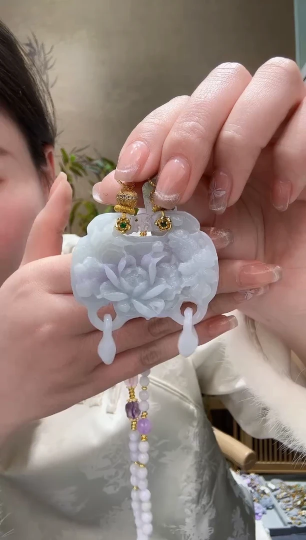 【闪购商品】翡翠颈饰未镶嵌吊坠