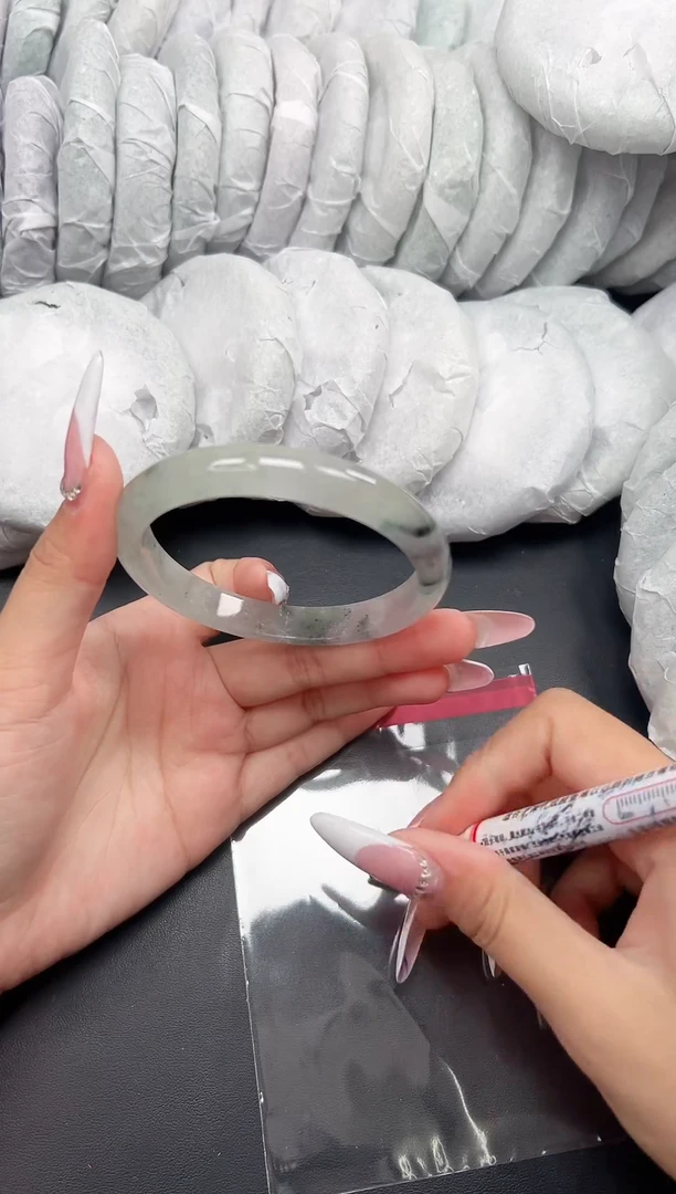 精品手镯，一物一拍O-003